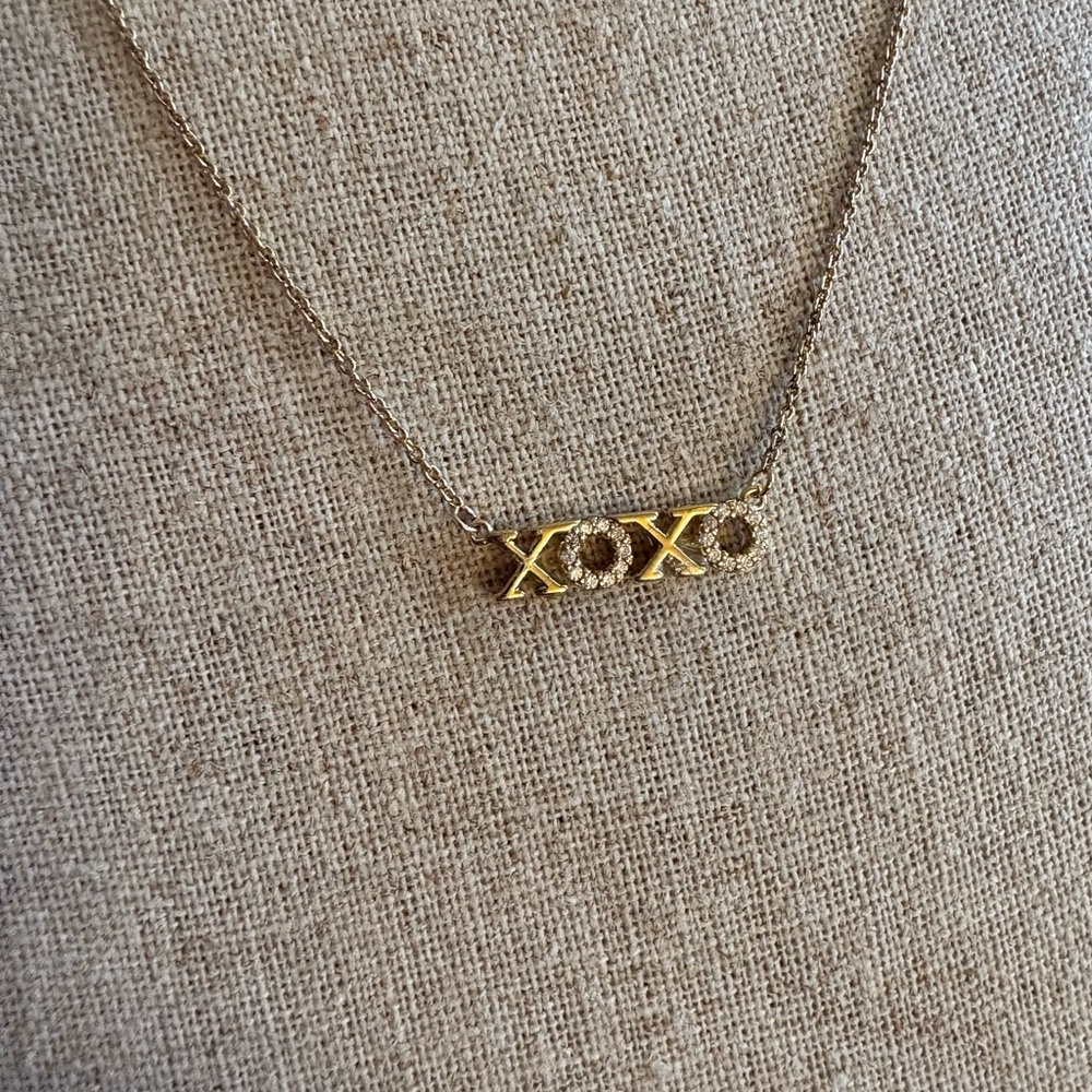 Stella & Dot Gold XO Necklace